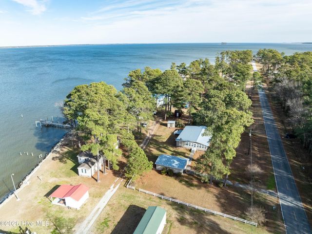 2995 Hickory Point Road, Aurora, NC 27806