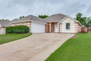 1001 Rolling Meadows Drive, Burleson, TX 76028