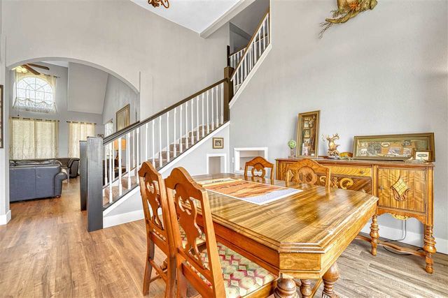 130 Stardust Cir, Walters, OK 73572