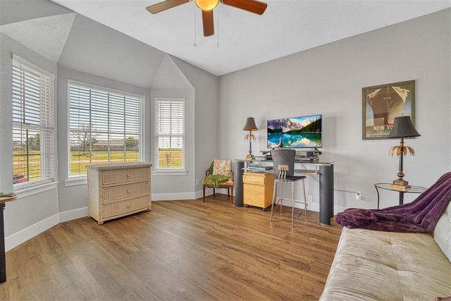 130 Stardust Cir, Walters, OK 73572