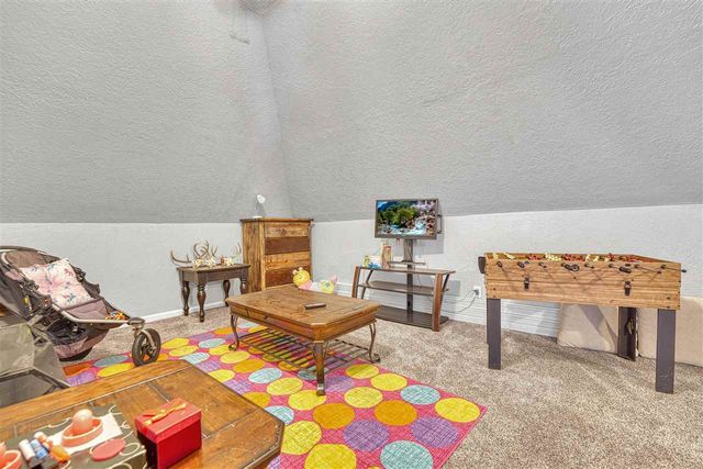 130 Stardust Cir, Walters, OK 73572