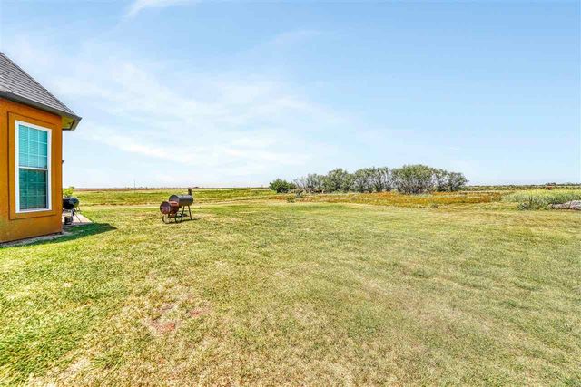 130 Stardust Cir, Walters, OK 73572