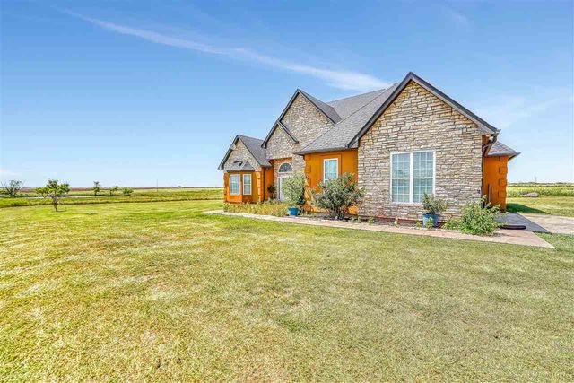 130 Stardust Cir, Walters, OK 73572