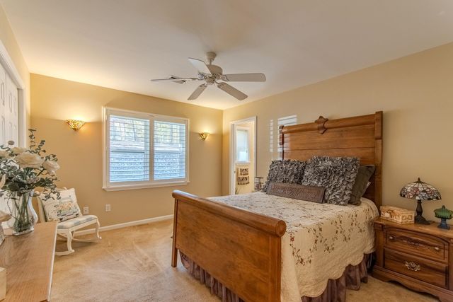 2411 KEAZEY HOLLOW RD, Waynesboro, TN 38485