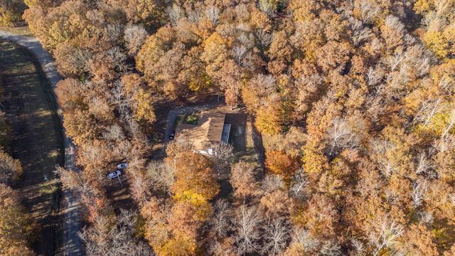 2411 KEAZEY HOLLOW RD, Waynesboro, TN 38485