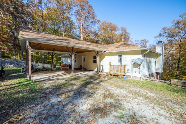 2411 KEAZEY HOLLOW RD, Waynesboro, TN 38485