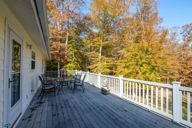 2411 KEAZEY HOLLOW RD, Waynesboro, TN 38485