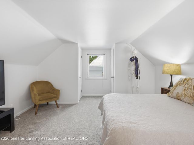 820 S Dexter Drive, Lansing, MI 48910
