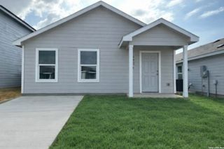 6926 Biotite rdg, Elmendorf, TX 78112