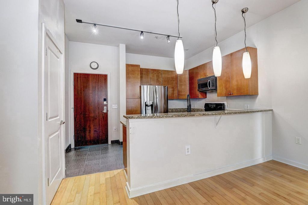 Image 6 of property listing at 1209 N CHARLES ST #319, Baltimore, MD 21201