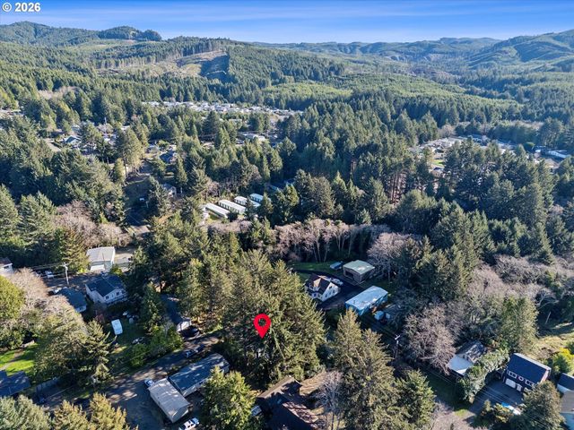 15 Ne KEENE Ave, Depoe Bay, OR 97341