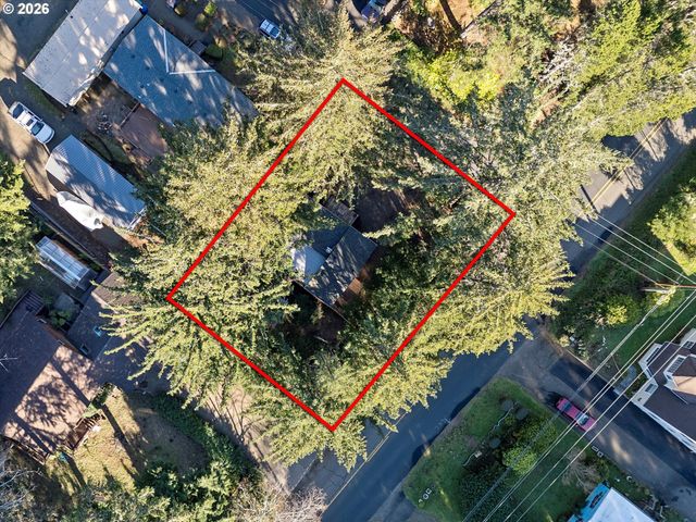 15 Ne KEENE Ave, Depoe Bay, OR 97341