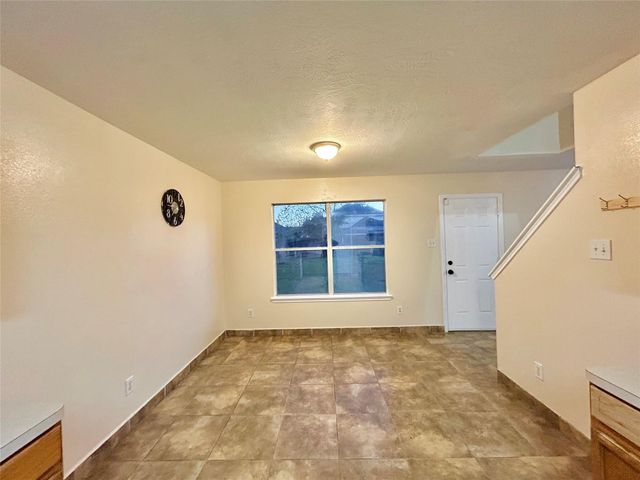 514 Regional Park Drive, Houston, TX 77060