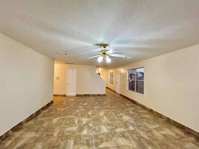 514 Regional Park Drive, Houston, TX 77060