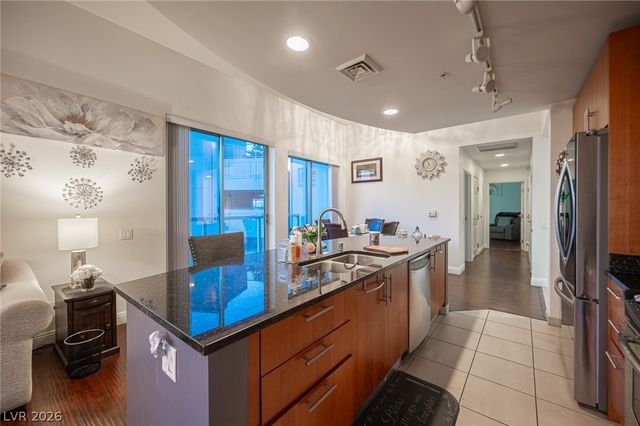 200 West Sahara Avenue 501, Las Vegas, NV 89102