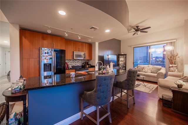200 West Sahara Avenue 501, Las Vegas, NV 89102