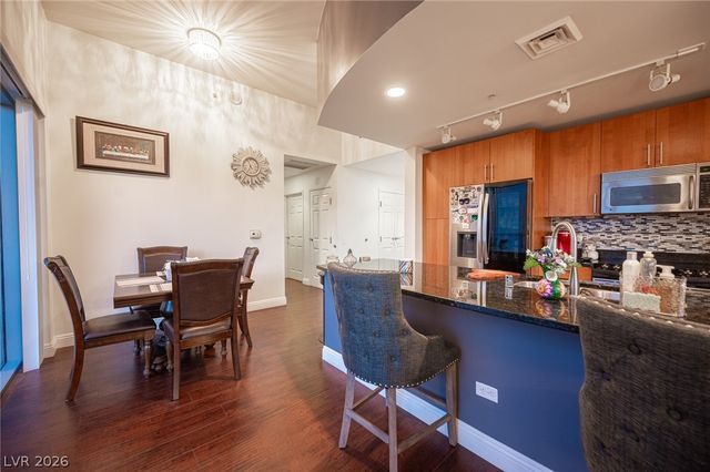 200 West Sahara Avenue 501, Las Vegas, NV 89102