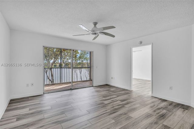 550 SW 138th Ave 309K, Pembroke Pines, FL 33027