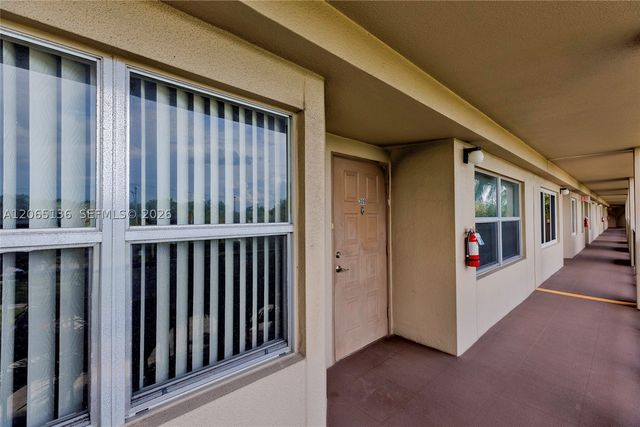 550 SW 138th Ave 309K, Pembroke Pines, FL 33027