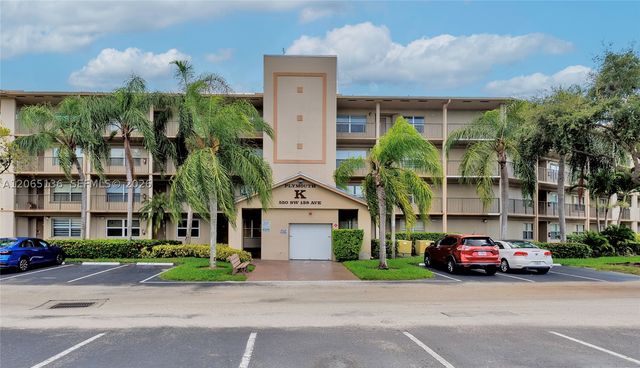 550 SW 138th Ave 309K, Pembroke Pines, FL 33027