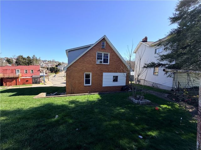 353 Euclid Ave, Canonsburg, PA 15317