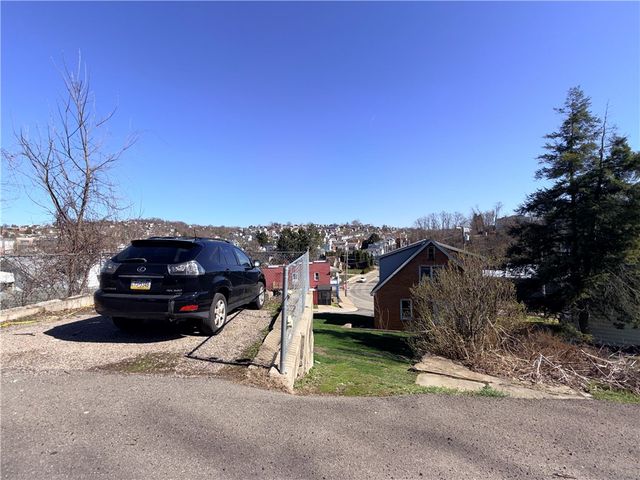 353 Euclid Ave, Canonsburg, PA 15317