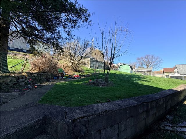 353 Euclid Ave, Canonsburg, PA 15317