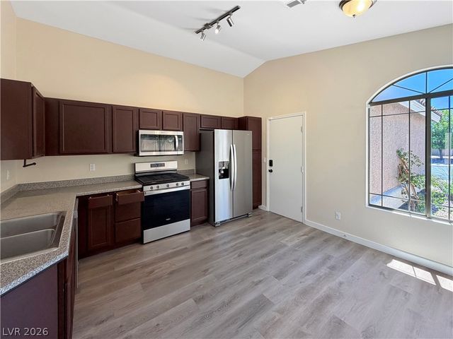 7912 Quill Gordon Avenue, Las Vegas, NV 89149
