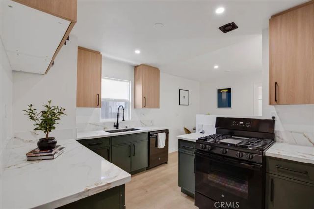 18506 Kingsdale Avenue, Redondo Beach, CA 90278
