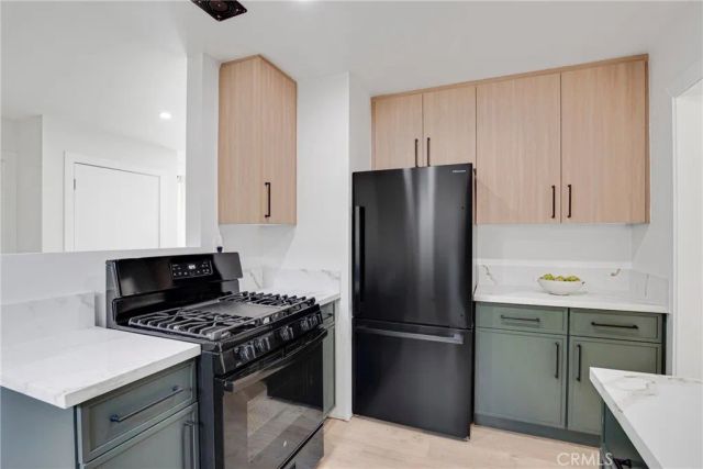 18506 Kingsdale Avenue, Redondo Beach, CA 90278