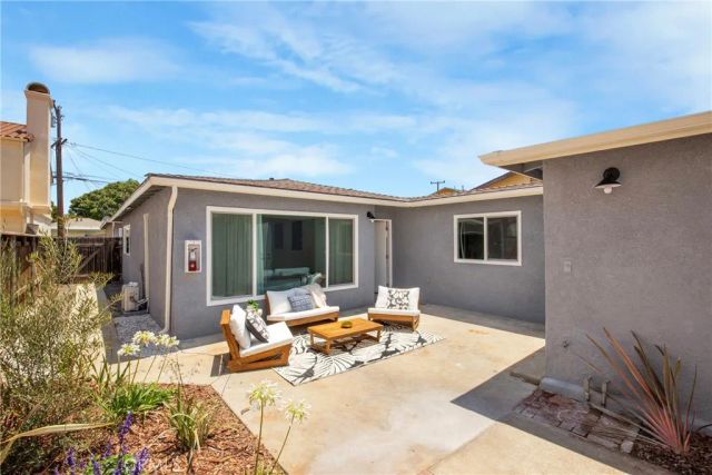 18506 Kingsdale Avenue, Redondo Beach, CA 90278