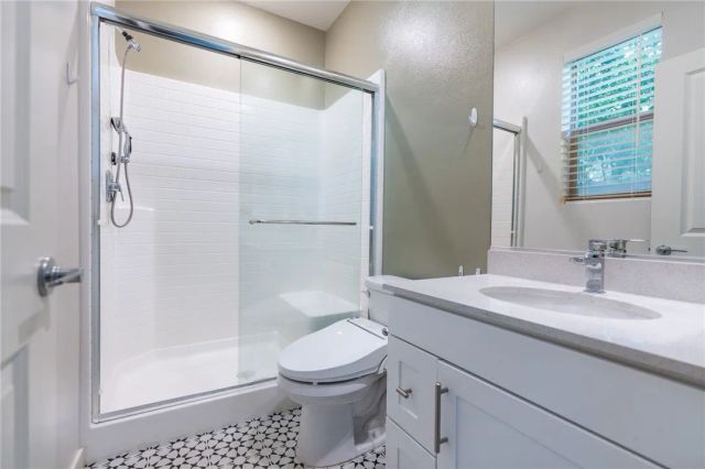 2532 E Scarett, Ontario, CA 91762