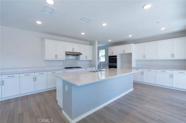 2532 E Scarett, Ontario, CA 91762