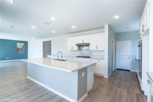 2532 E Scarett, Ontario, CA 91762