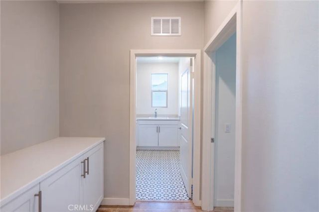 2532 E Scarett, Ontario, CA 91762