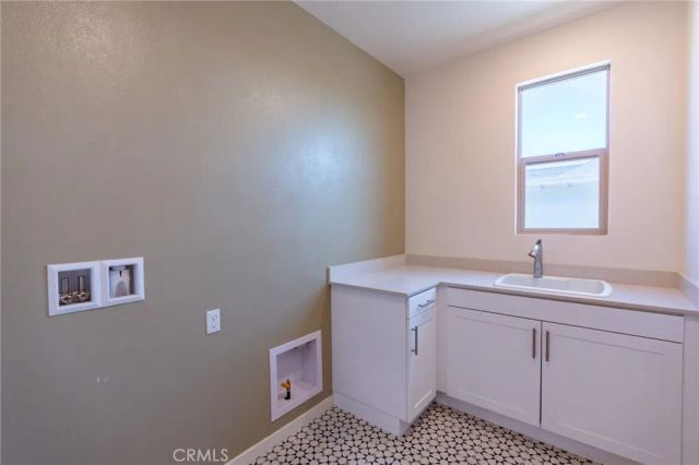 2532 E Scarett, Ontario, CA 91762