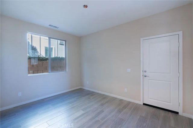2532 E Scarett, Ontario, CA 91762