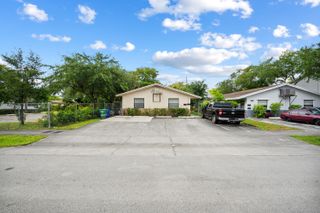 2840 NW 13th Court 1-2, Fort Lauderdale, FL 33311