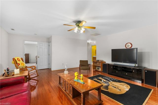 1085 Mystic Lane, King, NC 27021