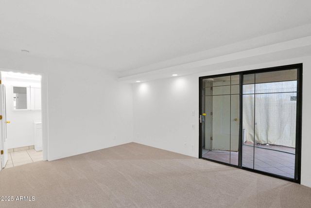 5035 N 10TH Place 108, Phoenix, AZ 85014