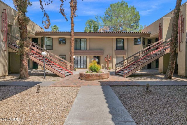 5035 N 10TH Place 108, Phoenix, AZ 85014