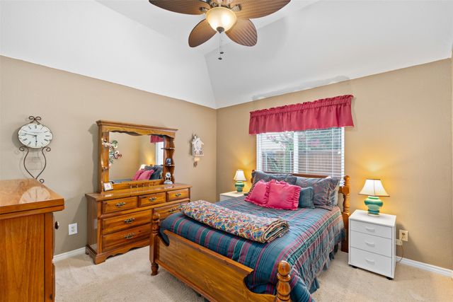 200 Arbor Glen Drive, Euless, TX 76039