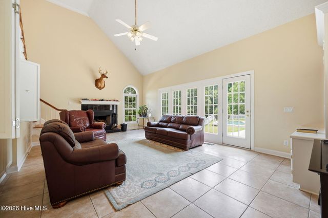 4076 Mobleys Bridge Road, Grimesland, NC 27837