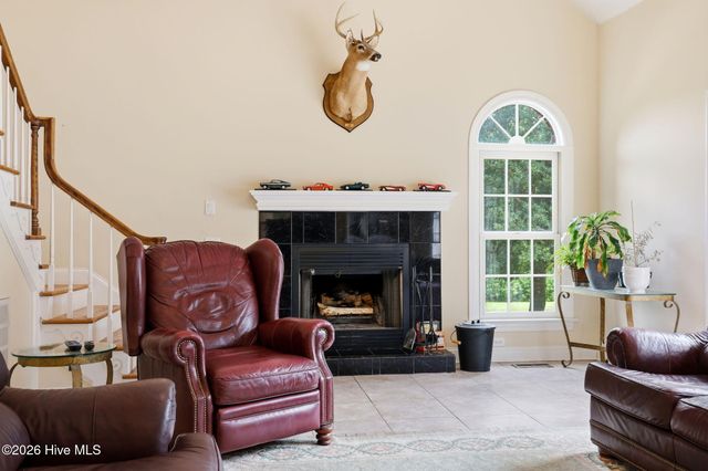 4076 Mobleys Bridge Road, Grimesland, NC 27837