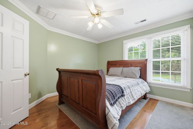 4076 Mobleys Bridge Road, Grimesland, NC 27837