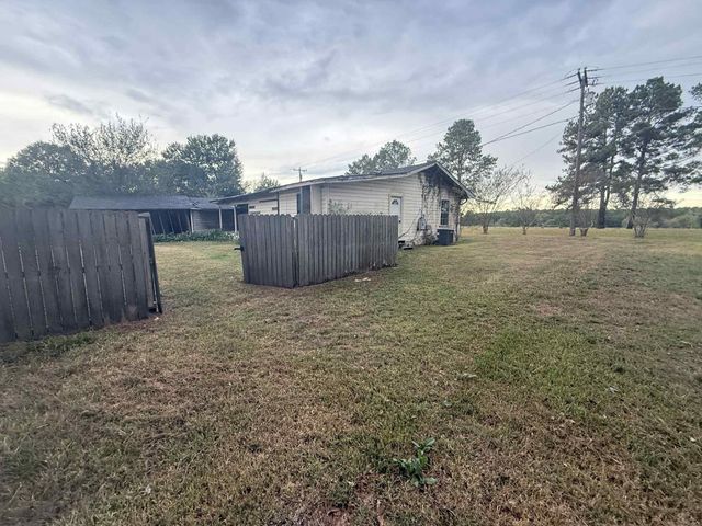 1040 Fm 2108, Burke, TX 75941