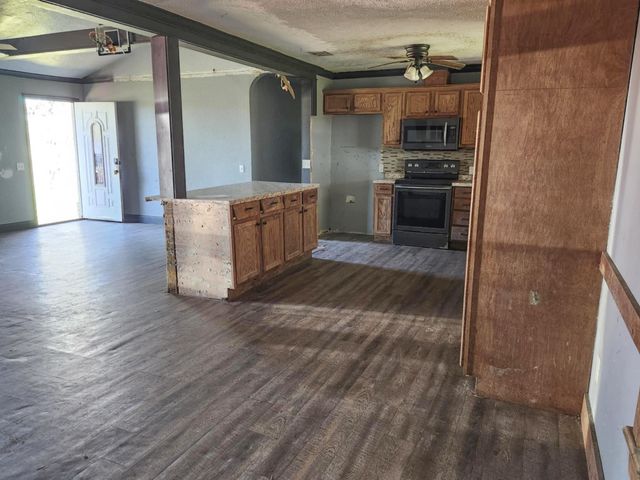 1040 Fm 2108, Burke, TX 75941