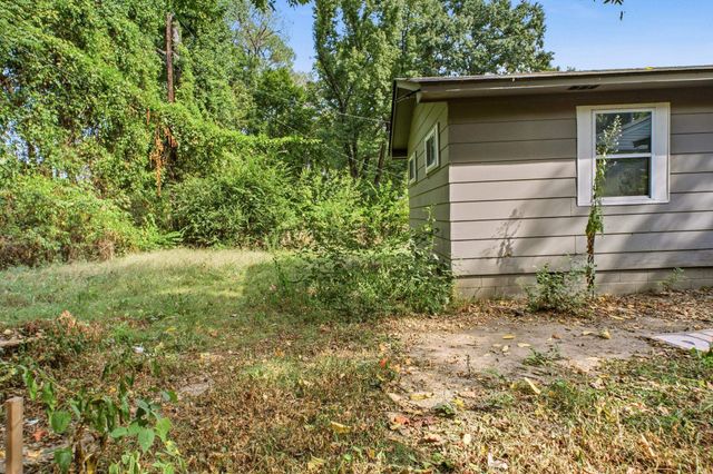 3569 KENSETT DR, Memphis, TN 38127