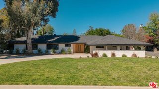 17601 McCormick Street, Encino, CA 91316