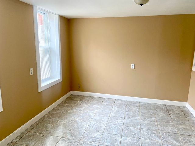 829 W 33rd Street 1F, Chicago, IL 60608